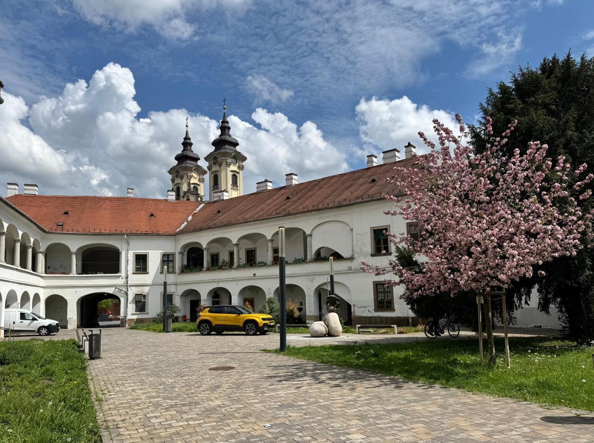 Forst-Haz Apartman Eger Zewnętrze zdjęcie